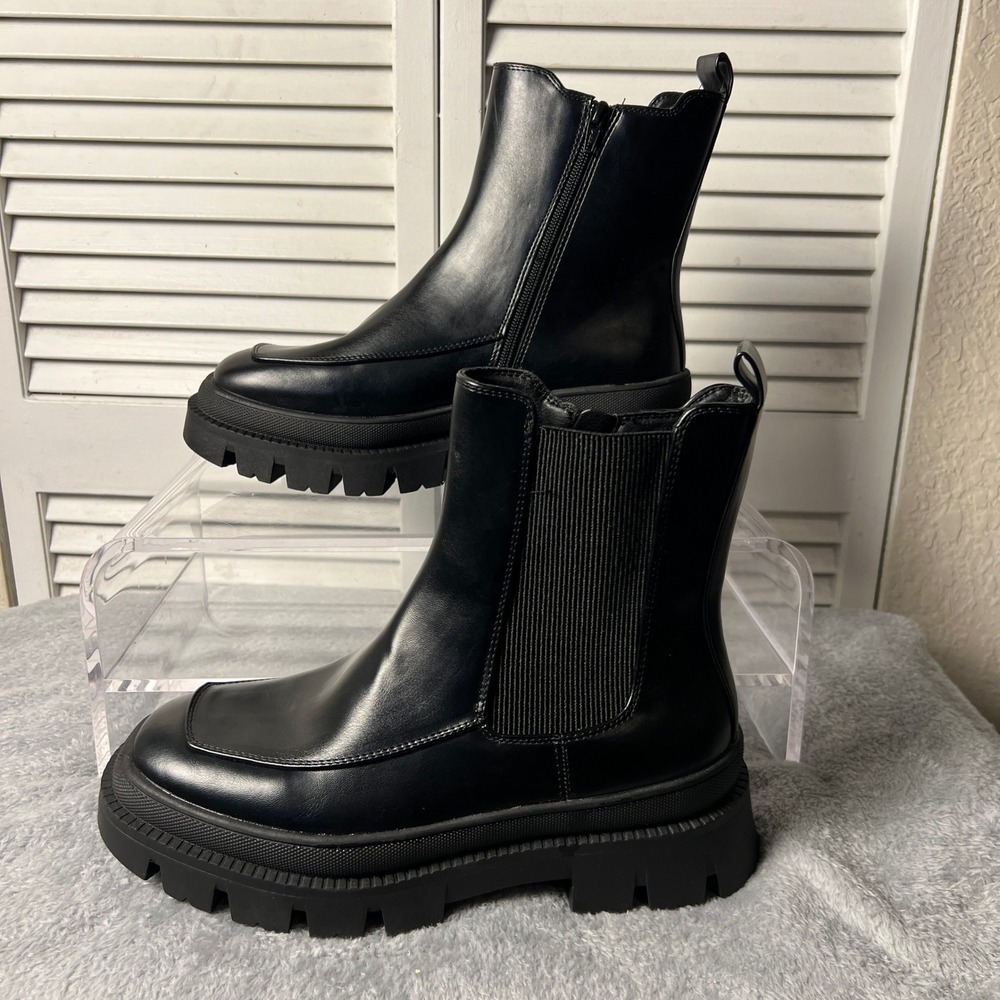 Lane Bryant Dream Cloud Elastic Gore Super Lug Bootie Wide Width 9.5W Black